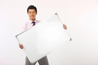 商店页面泄露《恐龙危机》或加入PS+经典游戏